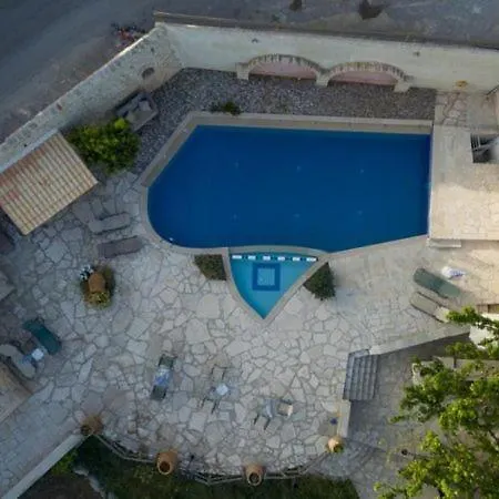 Zouridi Park Apartment